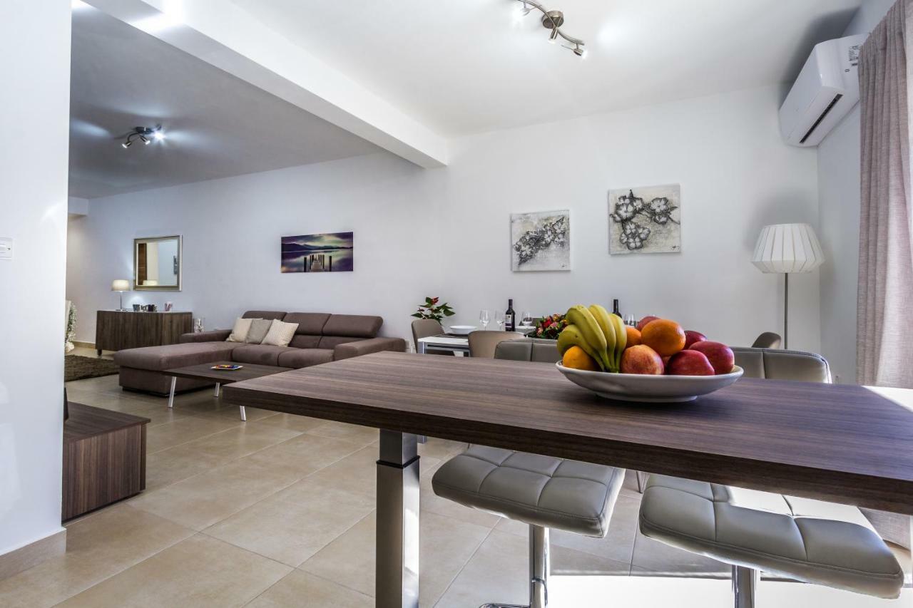 Sunny Modern Apartments メーリッハ エクステリア 写真
