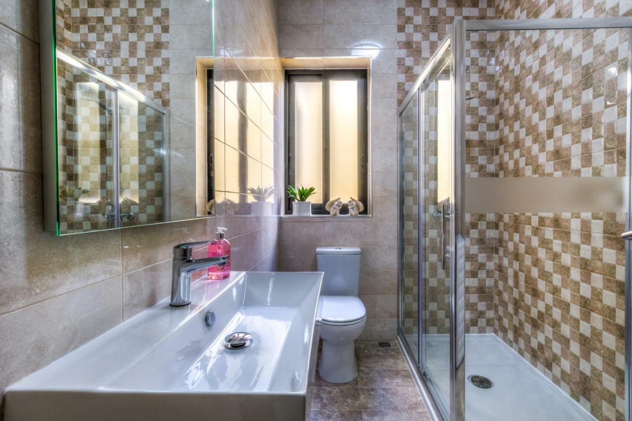 Sunny Modern Apartments メーリッハ エクステリア 写真